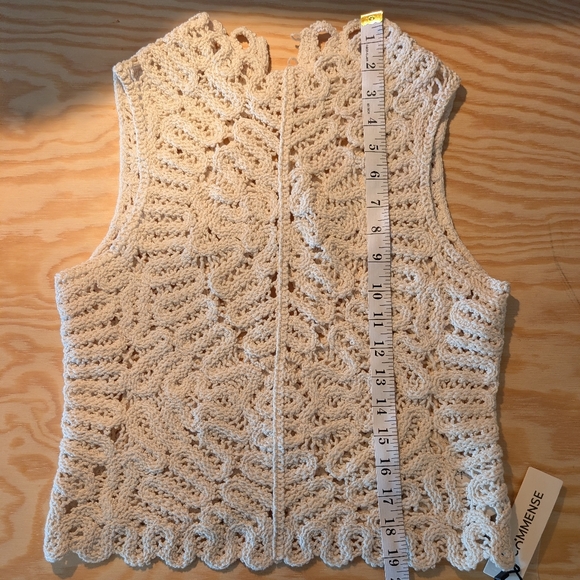 Commense | Crochet Tank | Medium - Picture 3 of 4